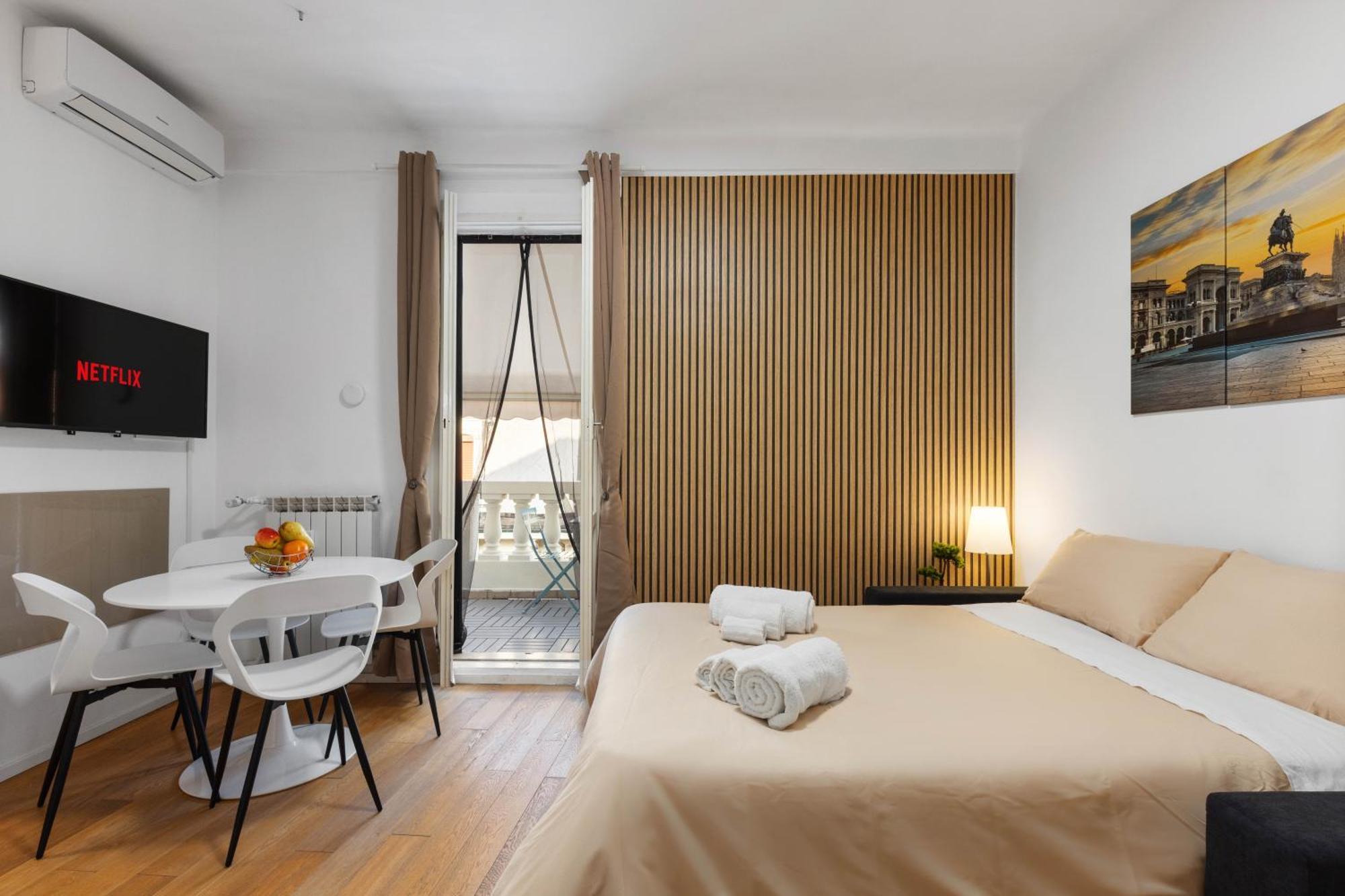 Life Elegant Penthouse With Terrace, Wi-fi Netflix, Subway 5 Min - Very Convenient Location Milano